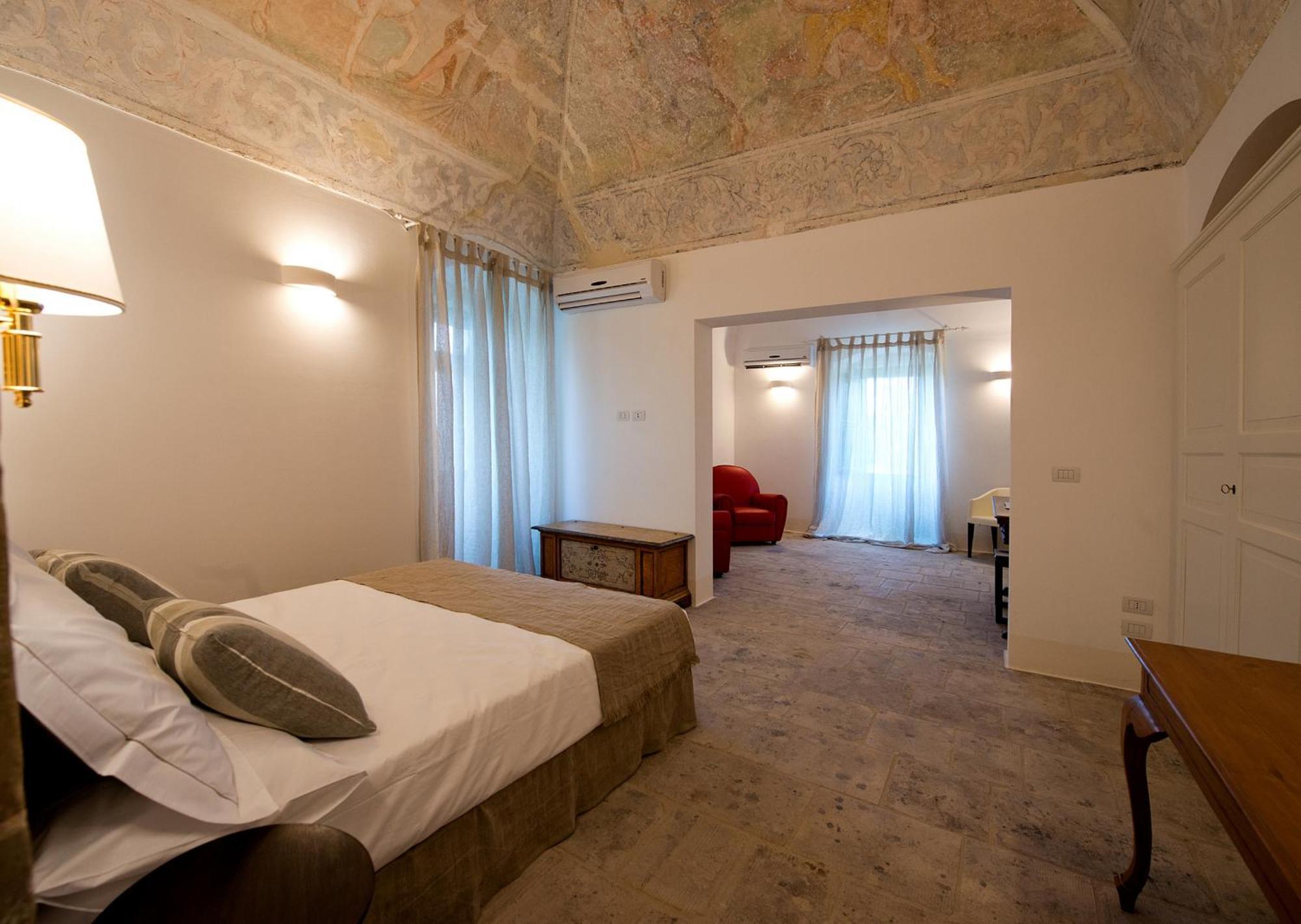 Palazzo Ducale Venturi - Luxury Hotel & Wellness Minervino di Lecce Luaran gambar
